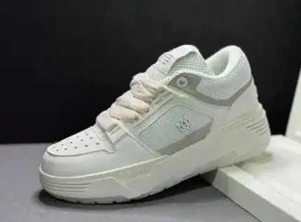AMIRI shoes, versión blanca