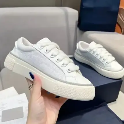 Dior B22 Sneakers, versión blanca