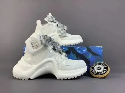 LV ARCHLIGHT 2.0 PLATFORM X Sneakers, versión blanca