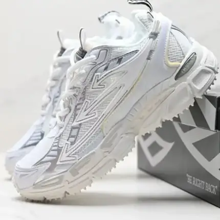 Off White Chunky Sneakers [16 styles], versión blanca